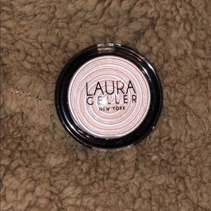 Laura Geller highlighter